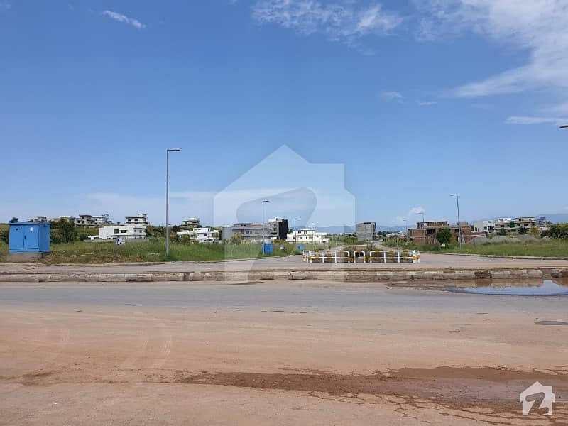 Dha Express Way Prime Location 4 Marla Commercial Plot For Sale