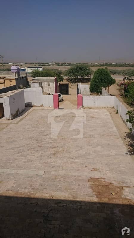 ہاکس بے کیماڑی ٹاؤن کراچی میں 4 کمروں کا 1.22 کنال فارم ہاؤس 7 ہزار میں کرایہ پر دستیاب ہے۔