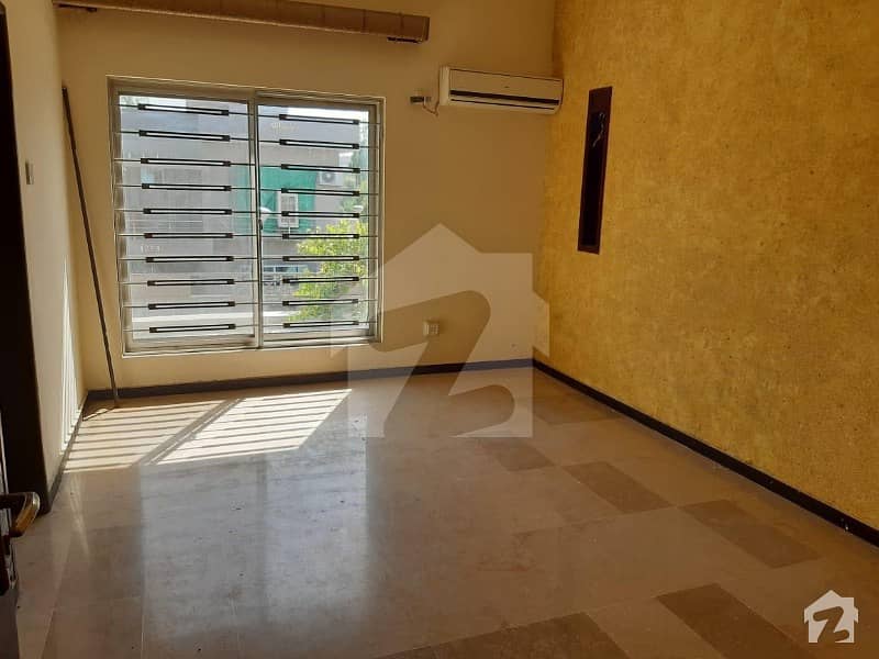 Upper Portion For Rent In Media Town PWD Road