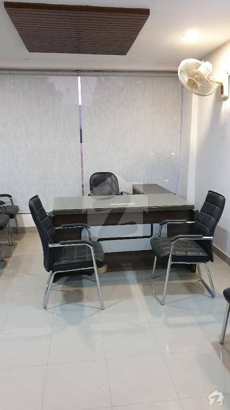بحریہ ٹاؤن سیکٹرڈی بحریہ ٹاؤن لاہور میں 1 کمرے کا 1 مرلہ دکان 49 لاکھ میں برائے فروخت۔