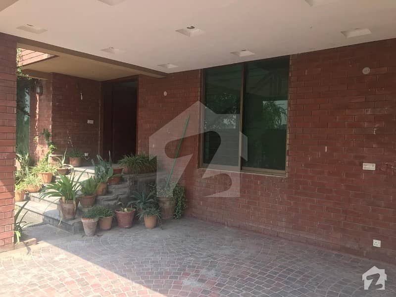 Triple Storey House For Sale In Bahria Town Phase 2