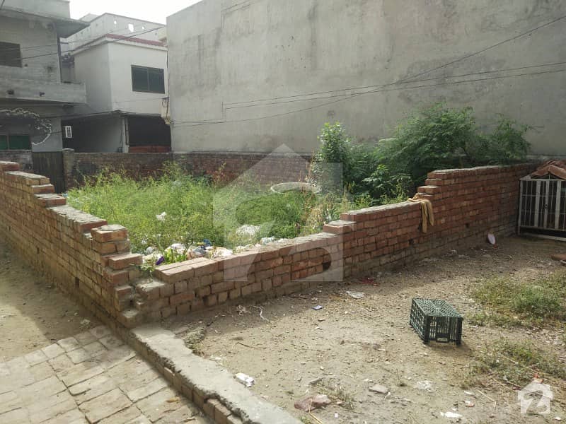 اقبال پارک لاہور میں 7 مرلہ رہائشی پلاٹ 1.15 کروڑ میں برائے فروخت۔