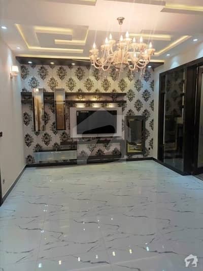Excellent Location 10 Marla New House Available For Rent Excellent Location 10 Marla New House Available For Rent