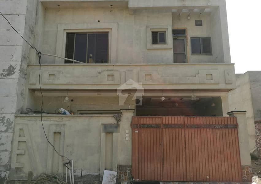 ایڈن بولیوارڈ - بلاک بی ایڈن بولیوارڈ ہاؤسنگ سکیم کالج روڈ لاہور میں 3 کمروں کا 5 مرلہ مکان 1.1 کروڑ میں برائے فروخت۔