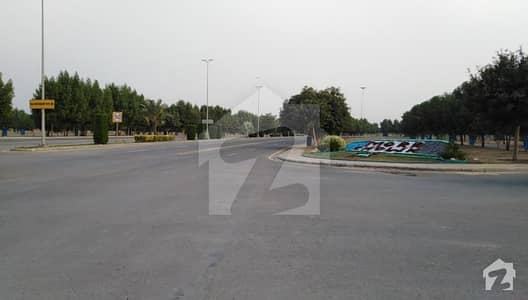 8 Marla Open Form Full Developed Plot For Sale 8 Marla Open Form Full Developed Plot For Sale