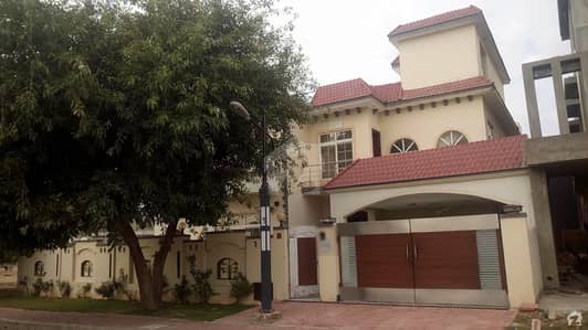 Well Located Fully Furnished House Is Ready For Rent At Reasonable Price Well Located Fully Furnished House Is Ready For Rent At Reasonable Price