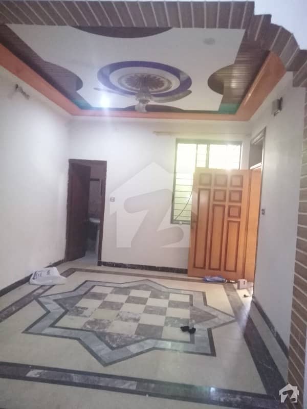 5 Marla Portion For Rent In Park Road