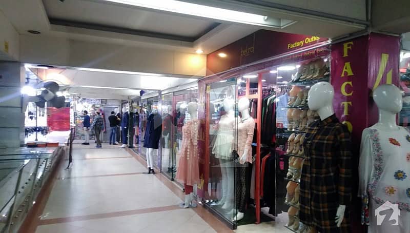 140 Sq Feet 1st Floor Shop For Sale In Pace Mall On Model Town Link Road Lahore