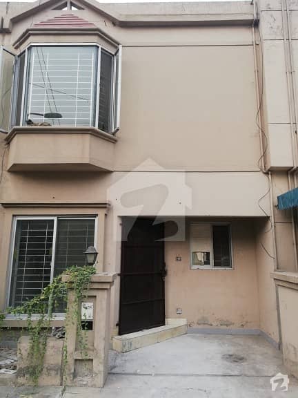 Near To Park 2.5 Marla Beautiful House For Sale
