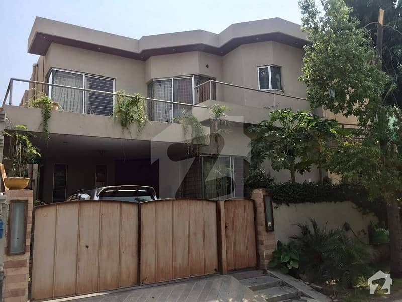 Defence 10 Marla Full Basement Bungalow Ideal Location Reasonable Price