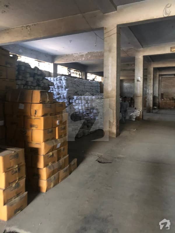 Convenient 1000 Sq Yards Corner Commercial Warehouse Available For Sale In Industrial Area Karachi Convenient 1000 Sq Yards Corner Commercial Warehouse Available For Sale In Industrial Area Karachi