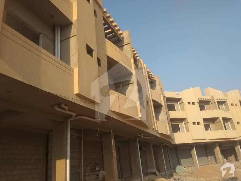 Flat With Roof Available For Sale In Gulshan-e-Malir