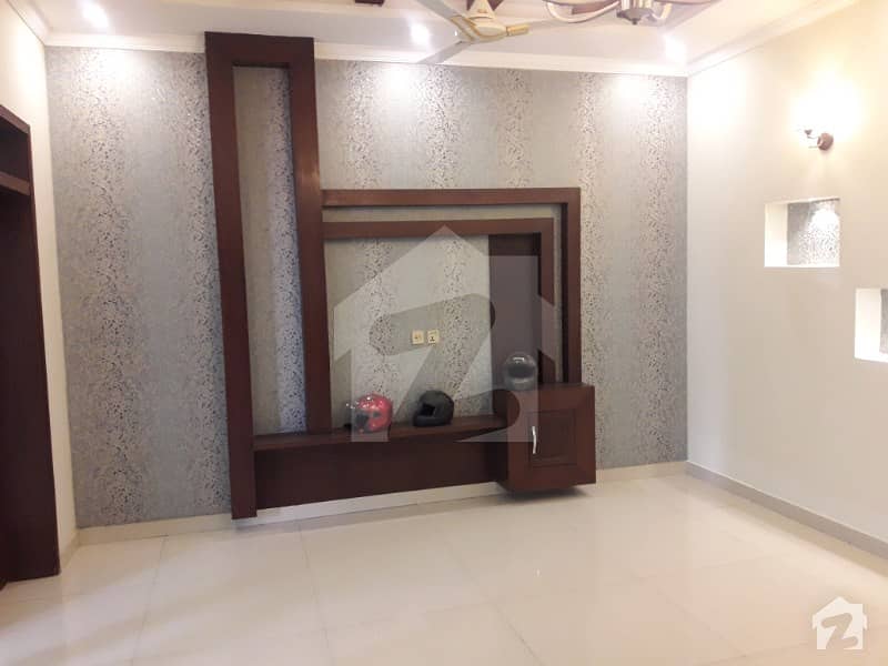 10 Marla Full House Available For Rent In Tariq Garden Lahore