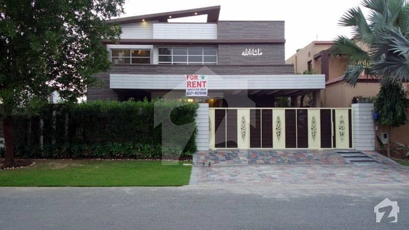 ڈی ایچ اے فیز 5 - بلاک ایل فیز 5 ڈیفنس (ڈی ایچ اے) لاہور میں 5 کمروں کا 1 کنال مکان 2.6 لاکھ میں کرایہ پر دستیاب ہے۔