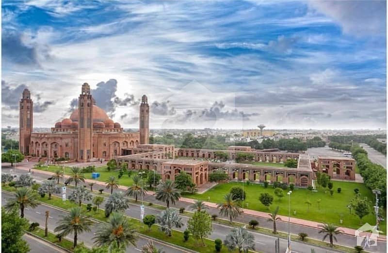 8 Marla Commercial Plot For Sale In Bahria Town Lahore