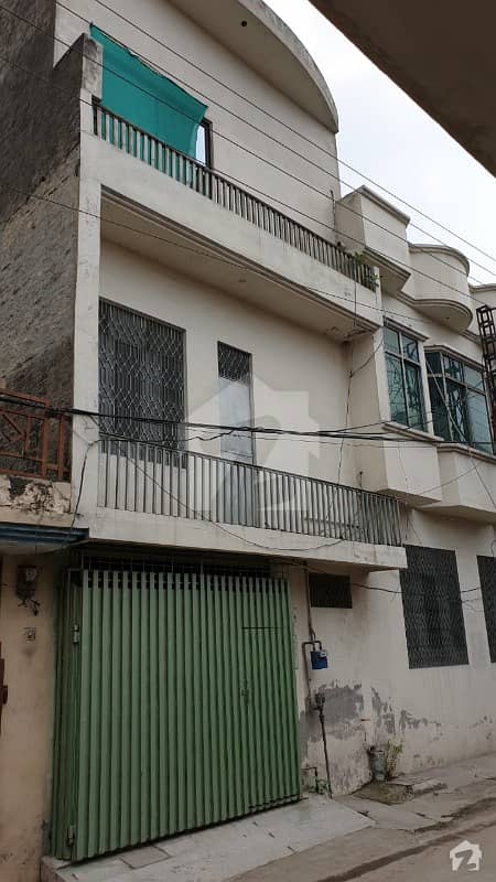 پیپلز کالونی گوجرانوالہ میں 5 کمروں کا 7 مرلہ مکان 1.25 کروڑ میں برائے فروخت۔