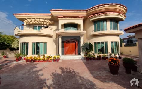 Fully Furnished House 2.7 Kanal For Sale In Bani Gala Fully Furnished House 2.7 Kanal For Sale In Bani Gala