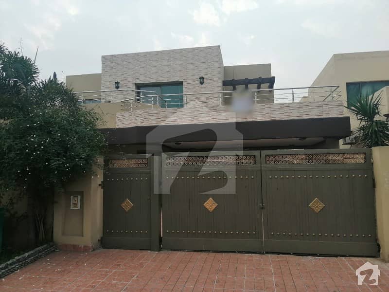 01 Kanal House Is Available For Sale In Bahria Town On Ideal Location