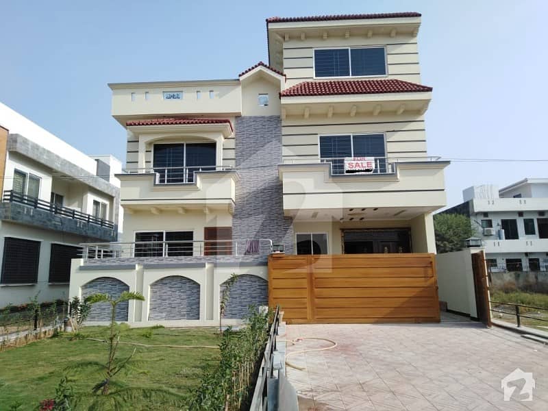 Brand New 35x70 Street Corner House For Sale With 6 Bedrooms In G13 Islamabad