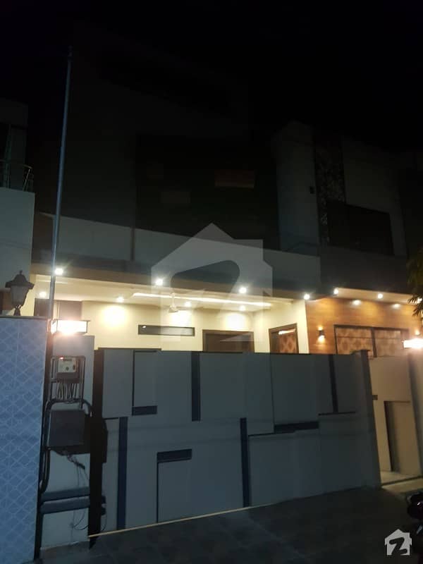 Brand New 10 Marla House Available For Sale In Wapda Town Gujranwala