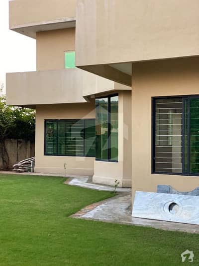 3 Storey House Is Available For Rent In LVL Colony 3 Storey House Is Available For Rent In LVL Colony