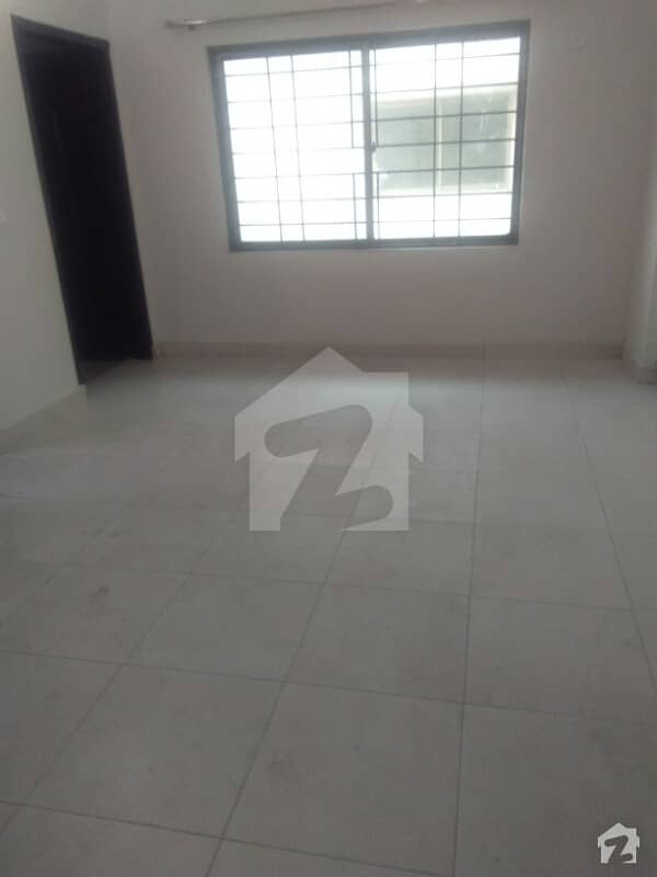 10 Marla Flat Available For Sale In Askari 10 Sector F Lahore