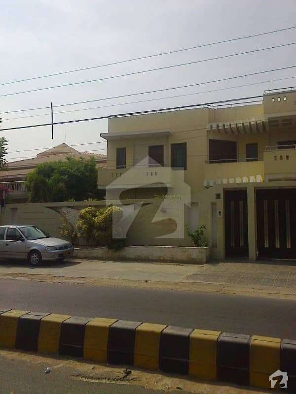 Bungalow for Rent 1000 Yard in DHA Karachi 6 bedroom