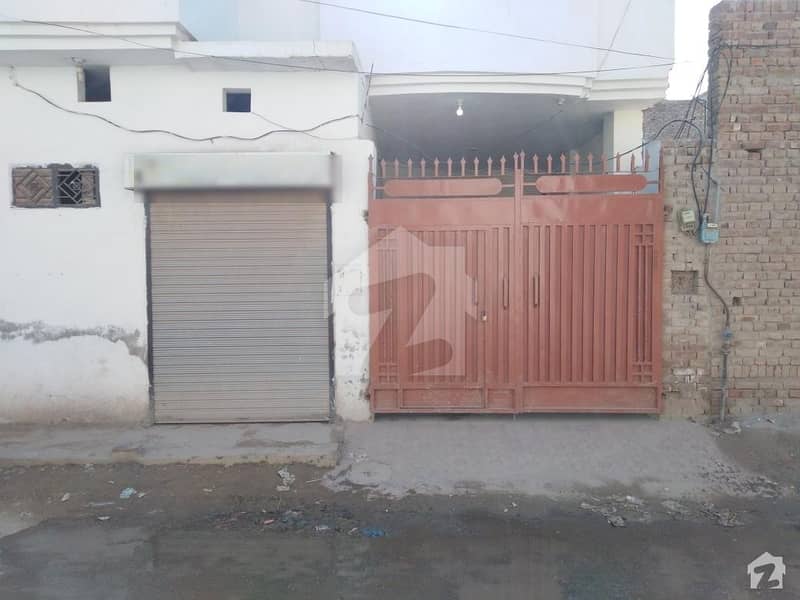 Here Is A Good Opportunity To Live In A Well-Built House
