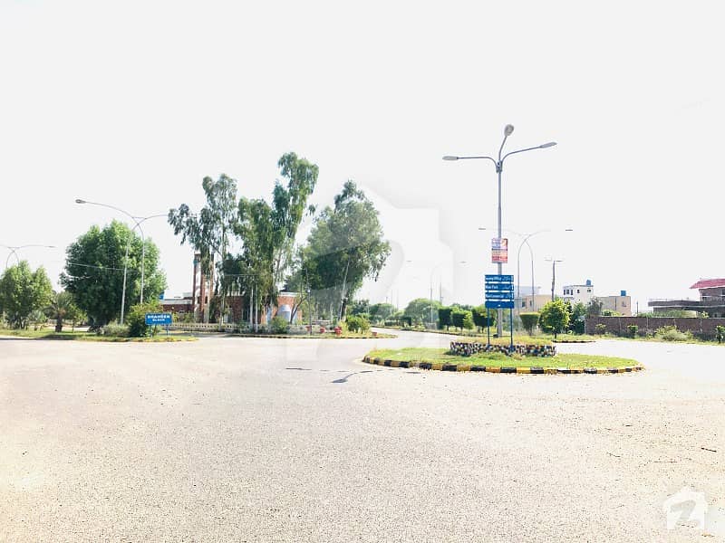 Main Boulevard Corner 2 Kanal Semi Commercial Plot Available For Sale In Chinar Bagh At 83 Lac