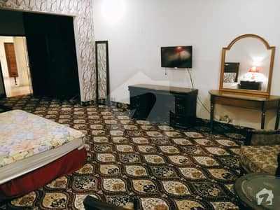 ھاریاں والا چوک فیصل آباد میں 1 کمرے کا 2 مرلہ کمرہ 55 ہزار میں کرایہ پر دستیاب ہے۔