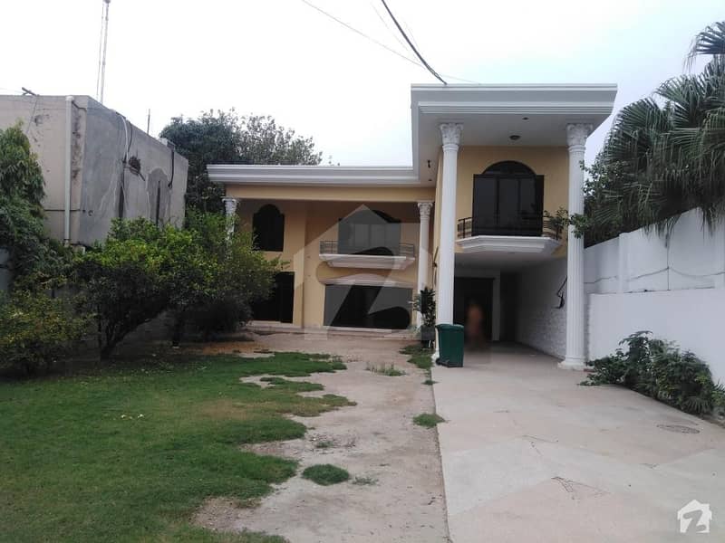 2 Kanal Well Maintained House Is Available For Rent