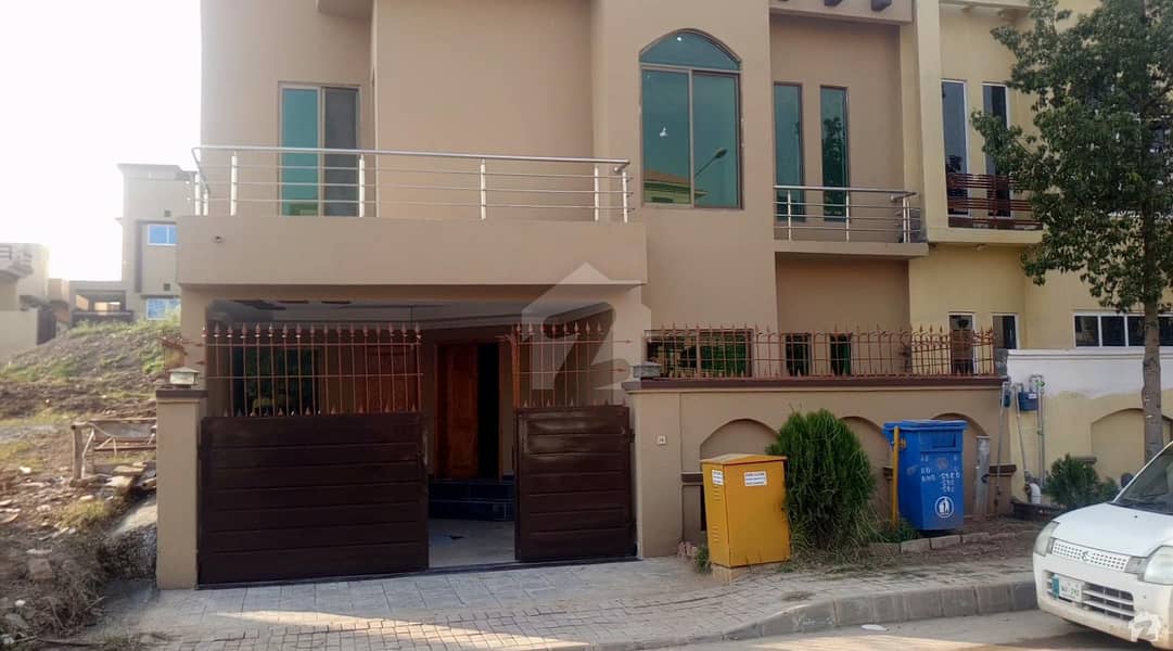 Single Unit Beautiful House Is Available For Sale