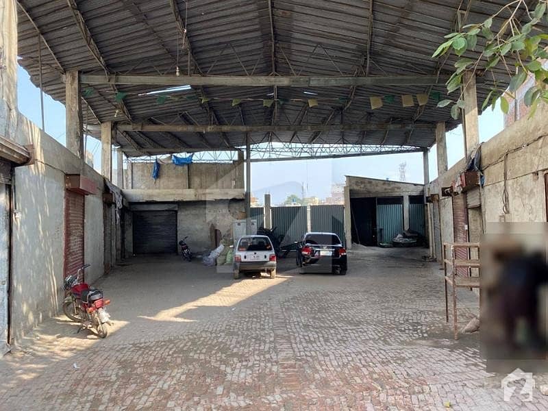 Commercial warehouse and land top location ideal investment