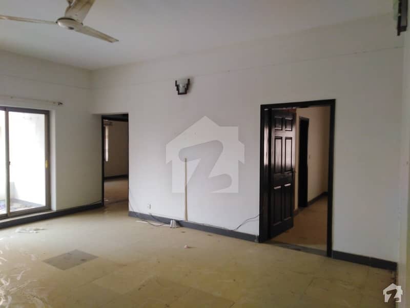 West Open 2nd Floor Flat Is Available For Rent