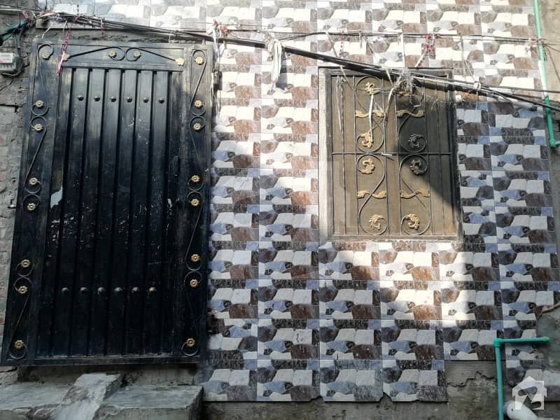 راج کوٹ گوجرانوالہ میں 4 کمروں کا 2 مرلہ مکان 30 لاکھ میں برائے فروخت۔