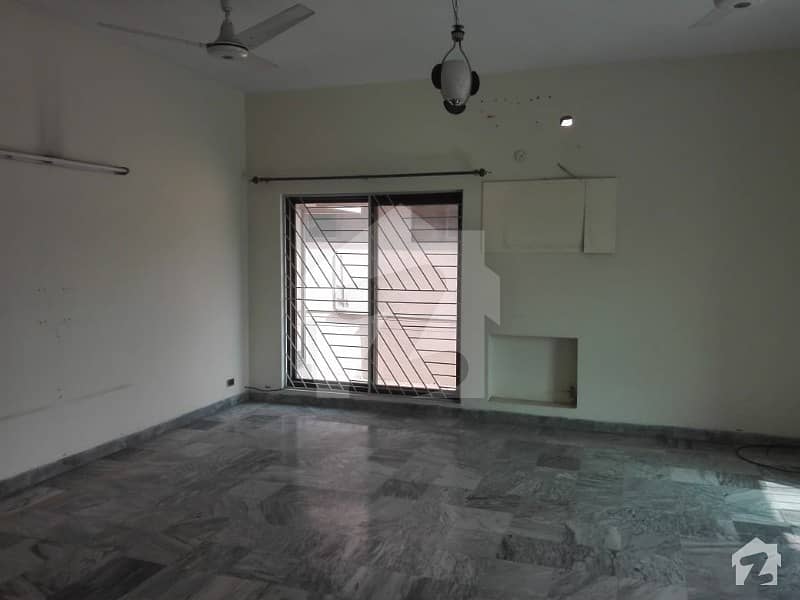 One Kanal Upper Portion For Rent Reasonable Rent