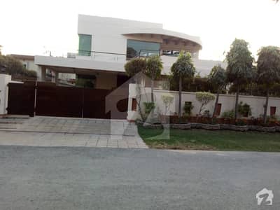Real House Picture One Kanal Bungalow With Full Basement For Rent At DHA Phase 4 Real House Picture One Kanal Bungalow With Full Basement For Rent At DHA Phase 4