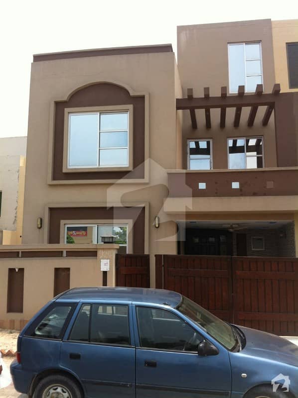 Five Marla House For Rent In Bahria Town Lahore