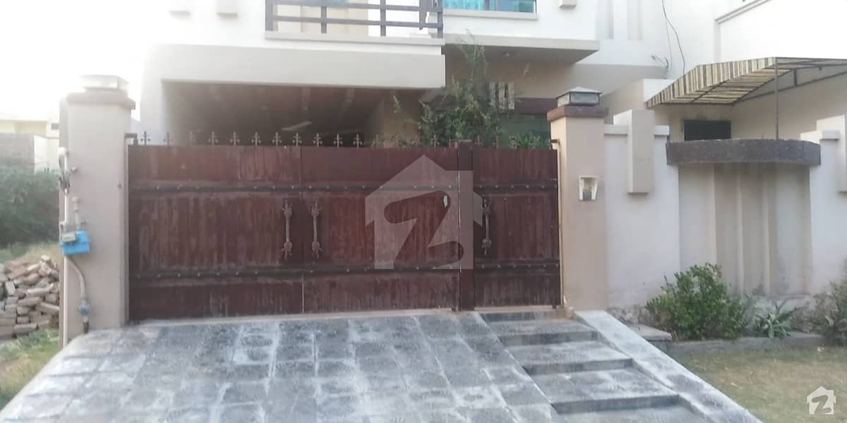 House Is Available For Sale In Good Location