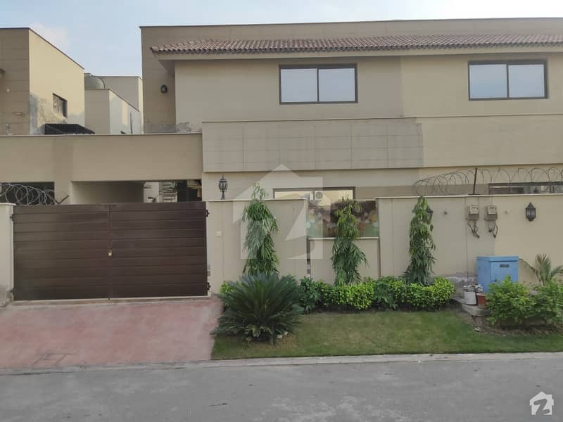 10 Marla House Double Storey For Rent