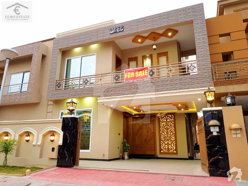 Luxury 10 Marla House For Sale In Bahria Town