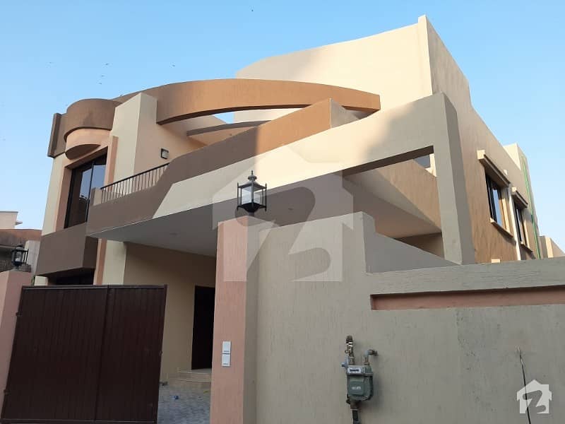 Golf Facing Corner House Ground Portion 350 Sq Yd Banglow Available For Rent In Nhs Karsaz