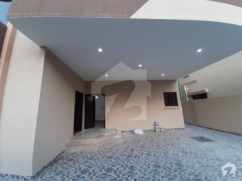 Super Luxury Brand New 350 Sq Yard Bungalow Available For Rent