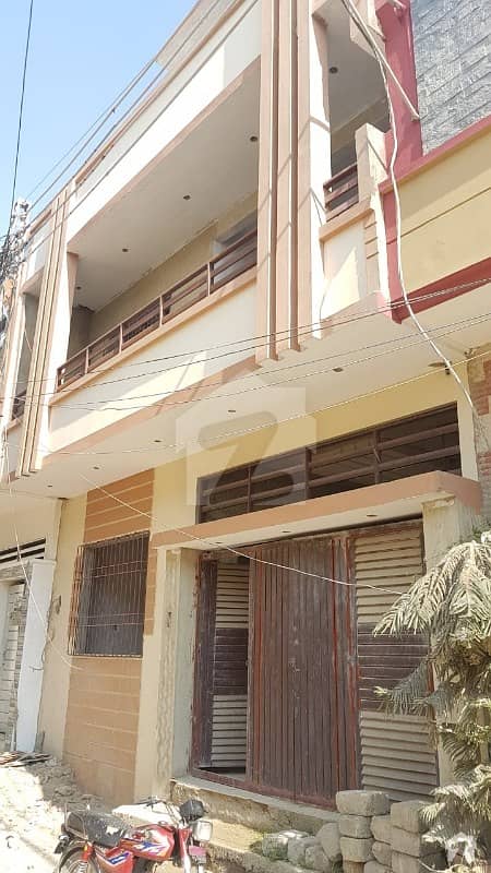 سادی ٹاؤن - بلاک 5 سعدی ٹاؤن سکیم 33 کراچی میں 4 کمروں کا 5 مرلہ مکان 1.35 کروڑ میں برائے فروخت۔