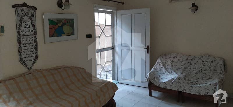 گلشن-اے-جیمی کراچی میں 5 کمروں کا 10 مرلہ مکان 4.5 کروڑ میں برائے فروخت۔