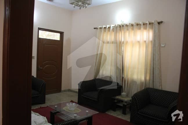 سکیم 33 کراچی میں 3 کمروں کا 8 مرلہ مکان 1.9 کروڑ میں برائے فروخت۔
