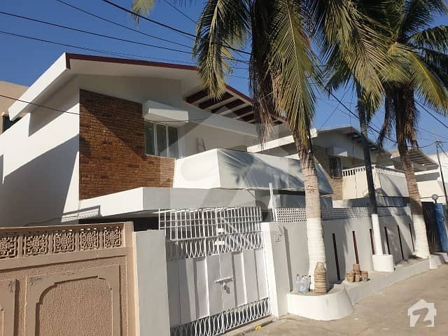 property for sale gulshan e iqbal block 16 near baitulmukaram masjid 230 yards banglow gated society well security