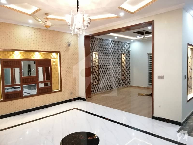 10 Marla Full House For Rent In Jasmine Block Bahria Town Lahore