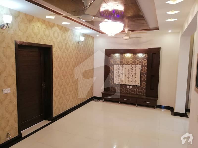5 Marla House Available For Rent In Bahria Town Lahore