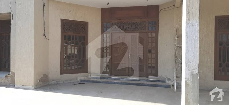 600 Sq Yards 3 Bed D/D Ground Portion For Rent At Phase 4 Dha Karachi